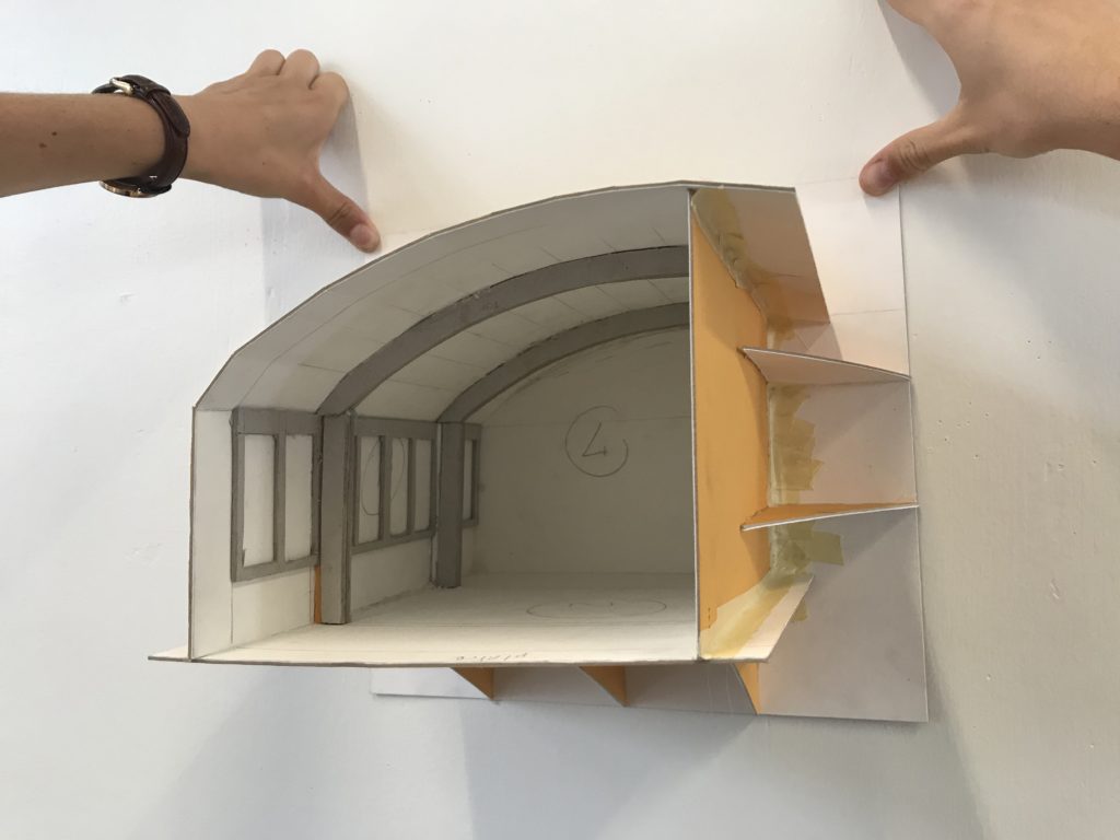 Échelle: 1:33
Épaisseur du carton: 2mm