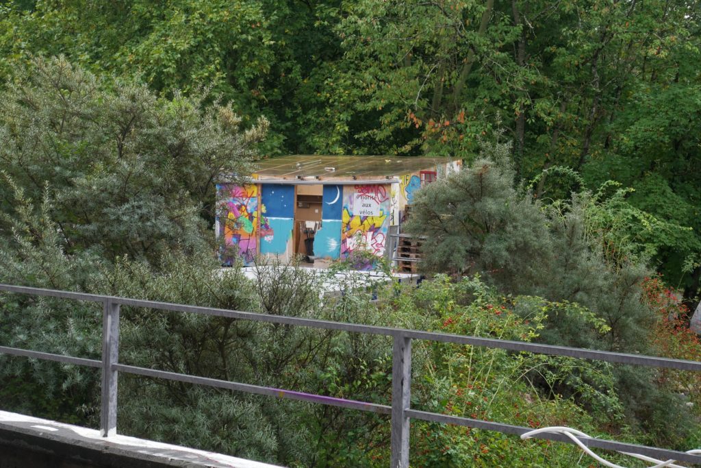 L’attribut alt de cette image est vide, son nom de fichier est RL_BRUTSCH-THOMAS_KPUZI-EMMANUEL_PERRON-CLEMENT_201004_MESURES_PHOTO-60-1-1024x683.jpg.